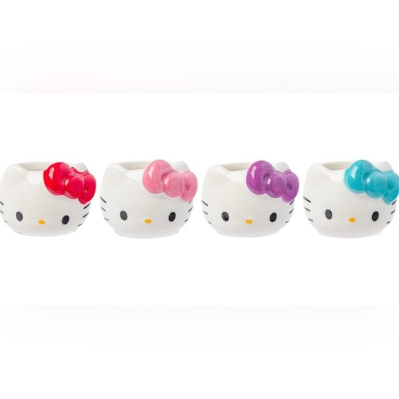 Hello Kitty Sanrio Ceramic Sculpted Mini Cup Set - BNIB 😻 - Picture 3 of 9